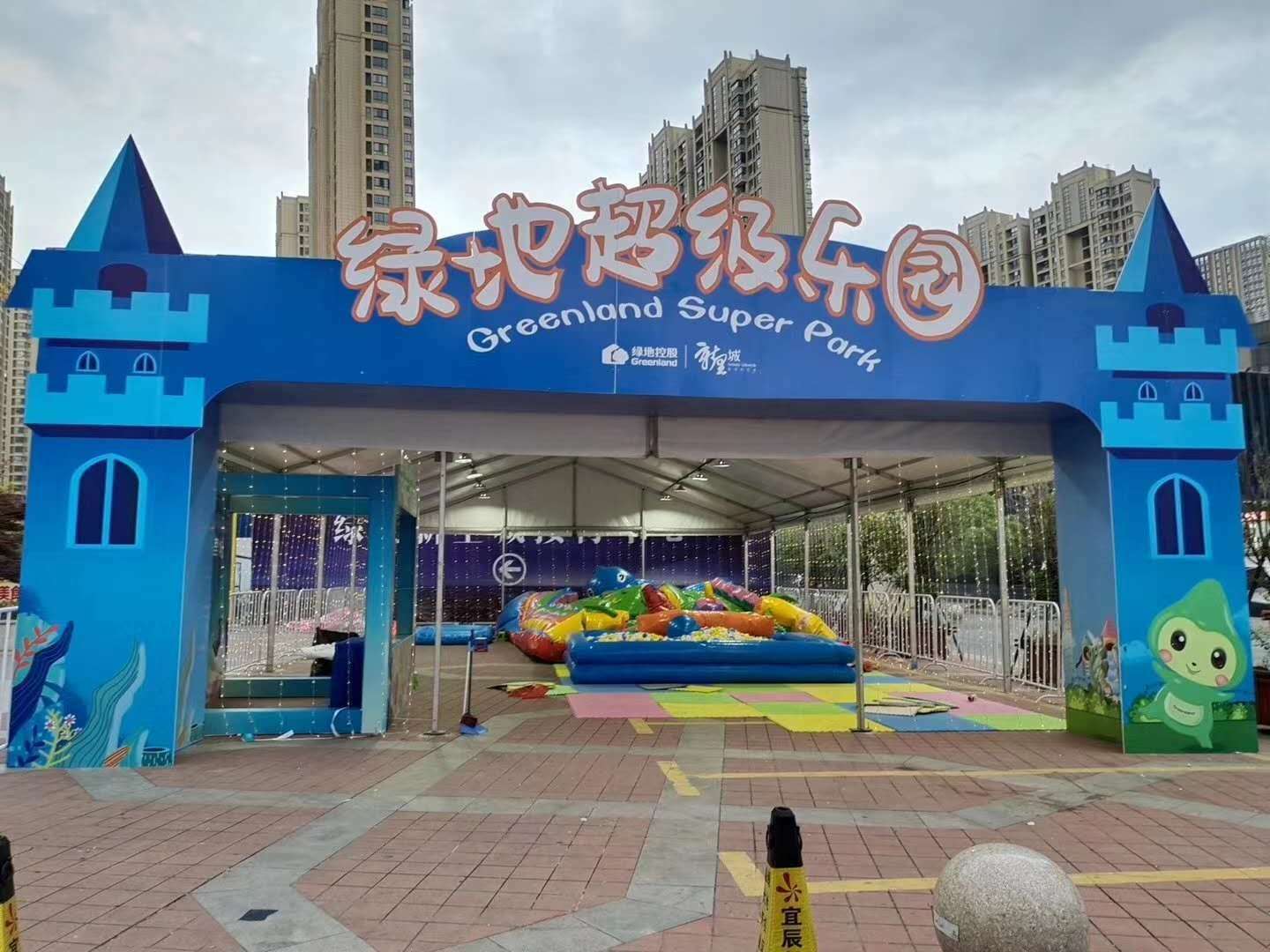 8181611124515394.jpg 篷房.jpg